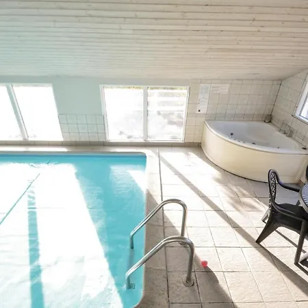 Сasa de vacaciones Amazing In Knebel With Sauna *